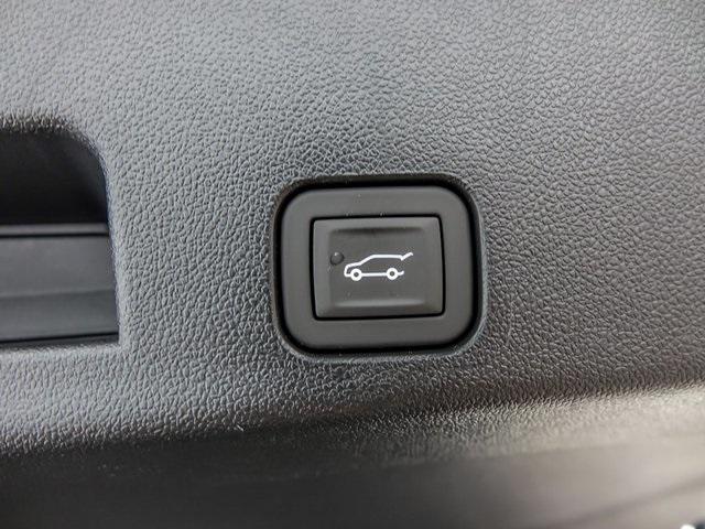 new 2026 Chevrolet Traverse car, priced at $50,147
