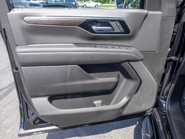 new 2025 Chevrolet Tahoe car, priced at $62,701