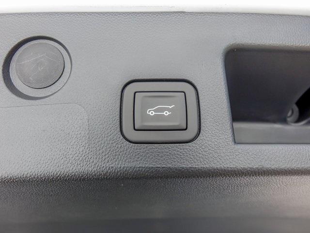 new 2026 Chevrolet Equinox car, priced at $31,860