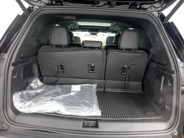 new 2026 Chevrolet Traverse car, priced at $52,184