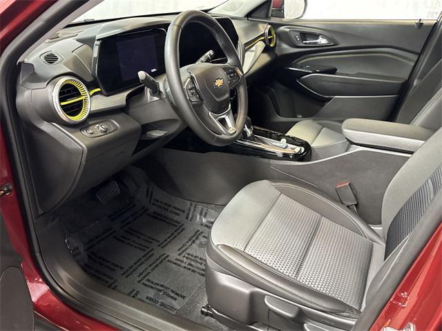 used 2024 Chevrolet Trax car, priced at $23,572
