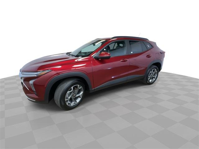 used 2024 Chevrolet Trax car, priced at $23,572