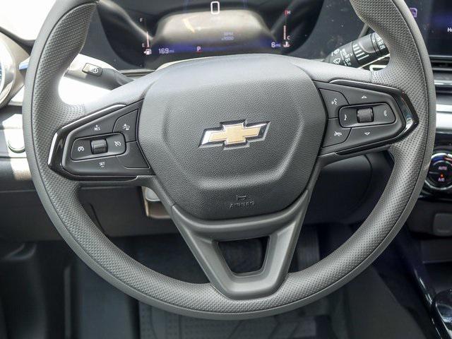 new 2025 Chevrolet Trax car, priced at $23,270
