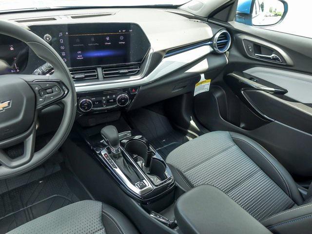 new 2025 Chevrolet Trax car, priced at $23,270