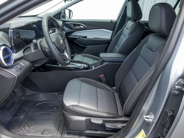 new 2025 Chevrolet Trax car, priced at $24,205