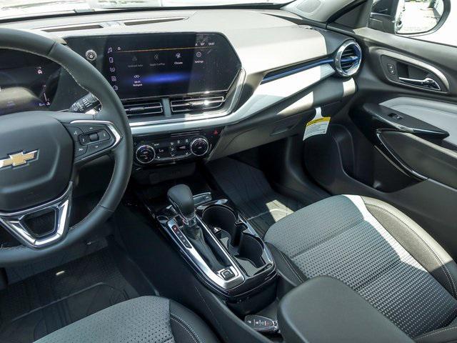 new 2025 Chevrolet Trax car, priced at $24,205