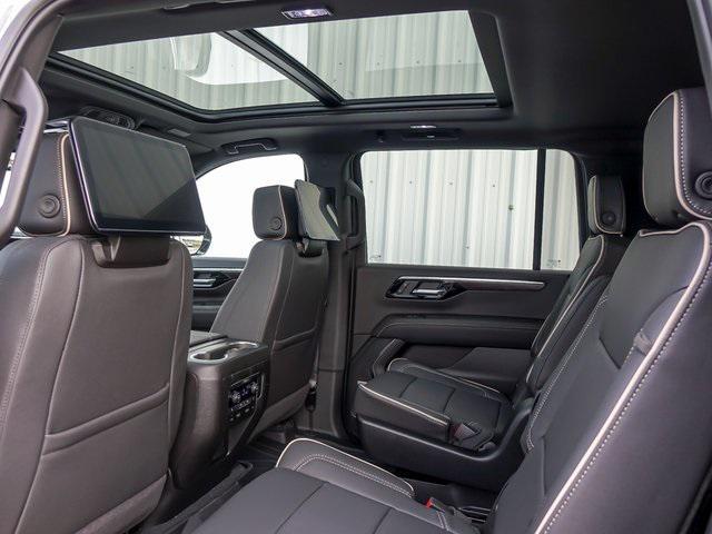 new 2026 Chevrolet Suburban car, priced at $86,195