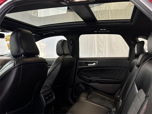used 2022 Ford Edge car, priced at $28,000