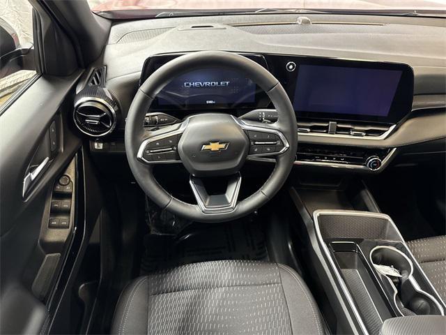 used 2025 Chevrolet Equinox car, priced at $29,300