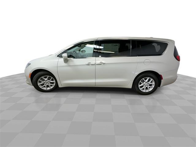 used 2020 Chrysler Pacifica car, priced at $19,510