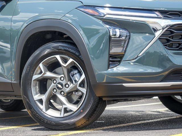 new 2025 Chevrolet Trax car, priced at $24,205