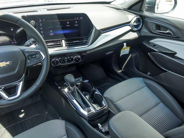 new 2025 Chevrolet Trax car, priced at $24,205