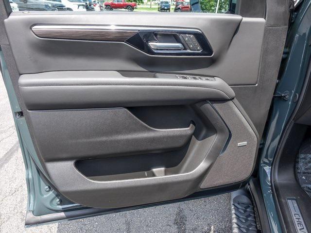 new 2025 Chevrolet Tahoe car, priced at $72,313