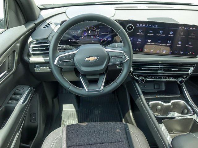 new 2025 Chevrolet Traverse car, priced at $45,210