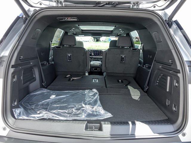 new 2025 Chevrolet Traverse car, priced at $45,210