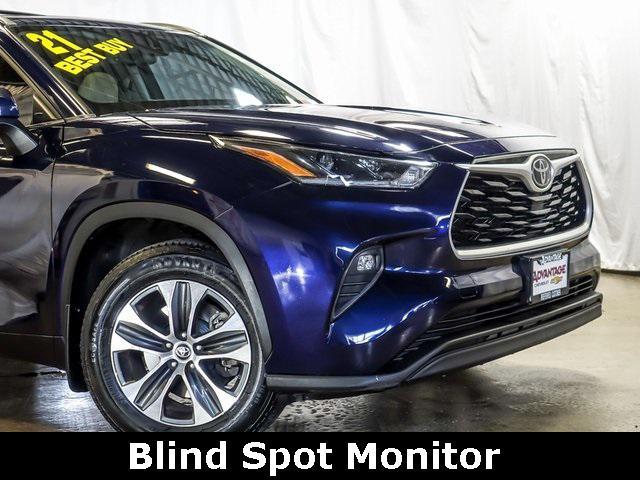 used 2021 Toyota Highlander car, priced at $32,972