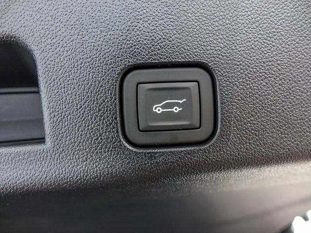 new 2026 Chevrolet Traverse car, priced at $59,383