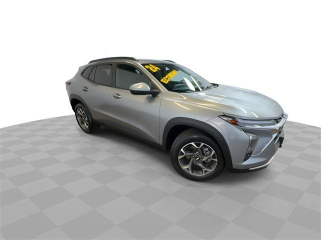 used 2024 Chevrolet Trax car, priced at $22,500