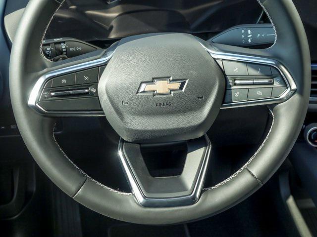 new 2025 Chevrolet Equinox EV car, priced at $40,639