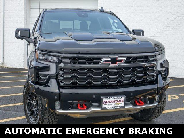 new 2025 Chevrolet Silverado 1500 car, priced at $3,106,800