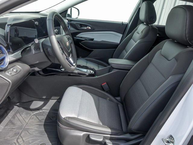 new 2025 Chevrolet Trax car, priced at $24,977