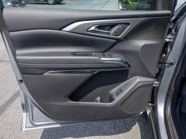 new 2026 Chevrolet Traverse car, priced at $48,134
