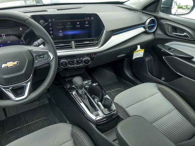 new 2025 Chevrolet Trax car, priced at $25,046