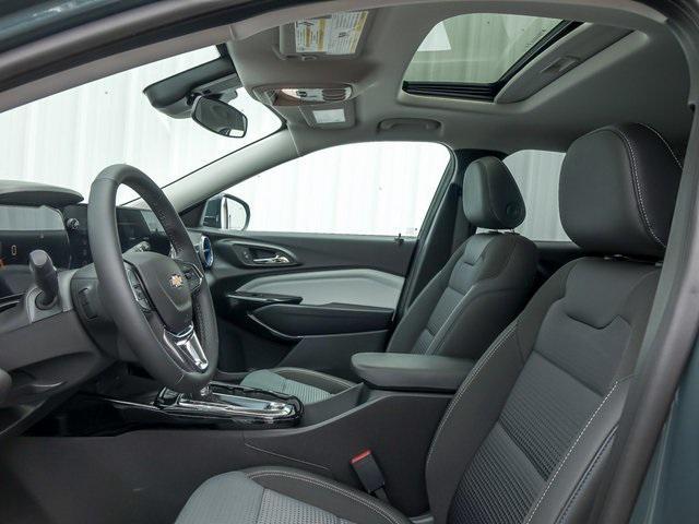 new 2025 Chevrolet Trax car, priced at $25,046