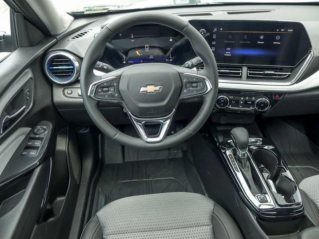 new 2025 Chevrolet Trax car, priced at $25,046