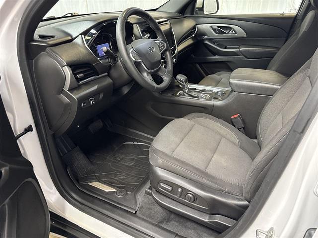 used 2023 Chevrolet Traverse car, priced at $30,732
