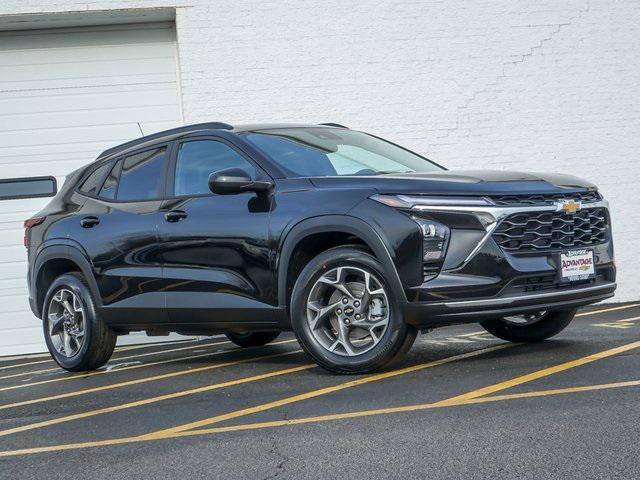 new 2025 Chevrolet Trax car, priced at $24,735