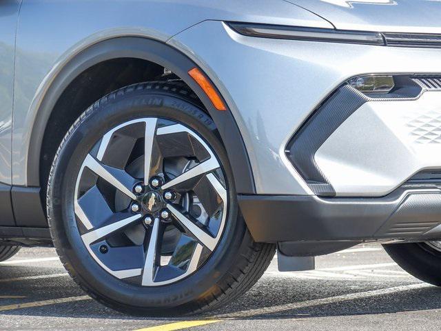 new 2026 Chevrolet Equinox EV car, priced at $35,423