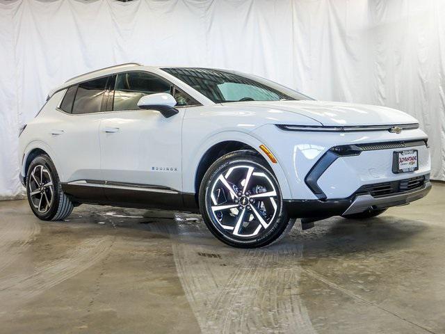 new 2025 Chevrolet Equinox car, priced at $41,940