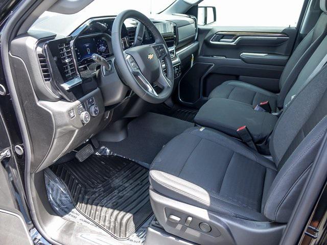 new 2025 Chevrolet Silverado 1500 car, priced at $47,137