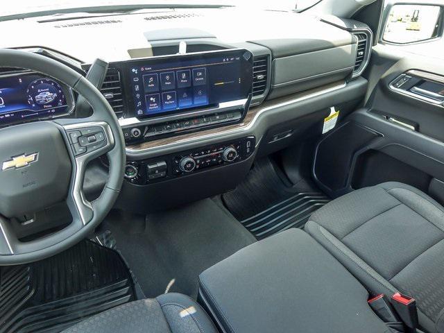 new 2025 Chevrolet Silverado 1500 car, priced at $47,137