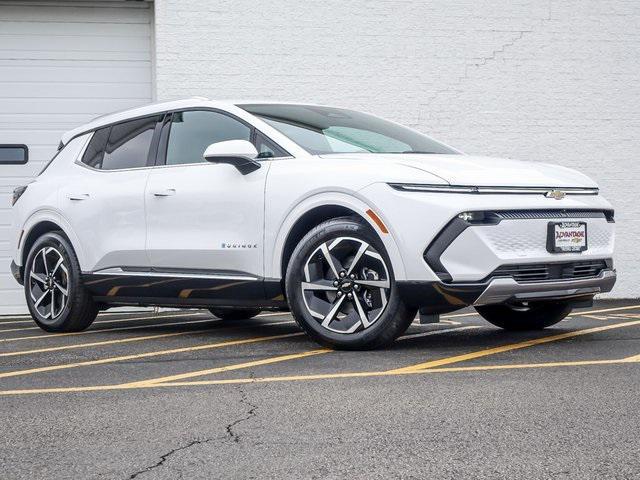 new 2025 Chevrolet Equinox EV car, priced at $40,264