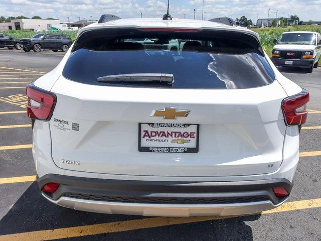 new 2025 Chevrolet Trax car, priced at $22,649