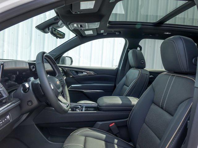 new 2025 Chevrolet Traverse car, priced at $57,996