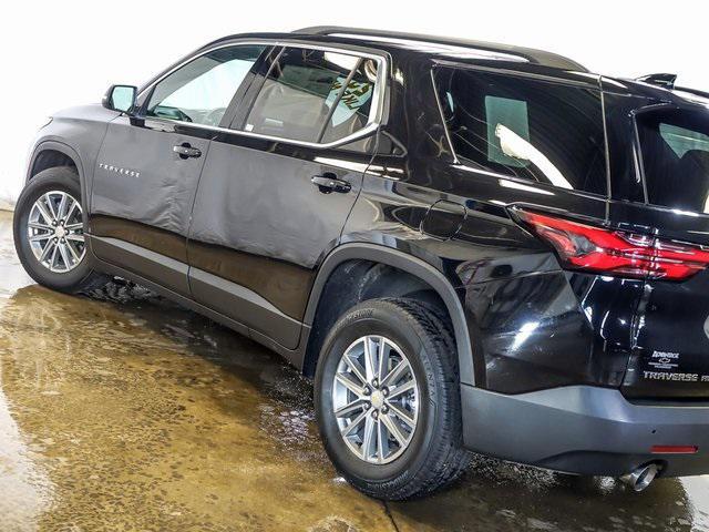 used 2023 Chevrolet Traverse car, priced at $32,300