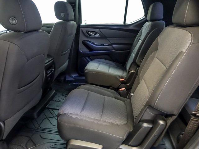 used 2023 Chevrolet Traverse car, priced at $32,300