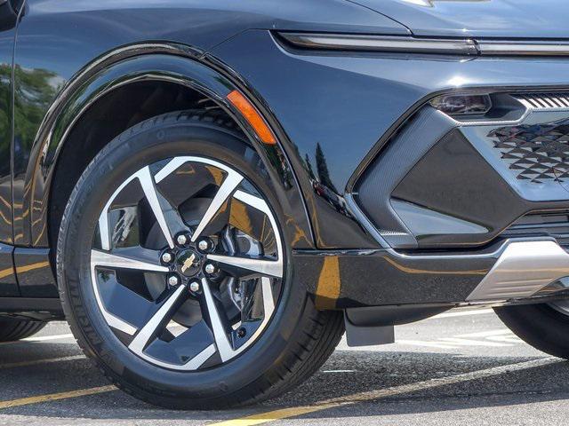 new 2025 Chevrolet Equinox EV car, priced at $39,470