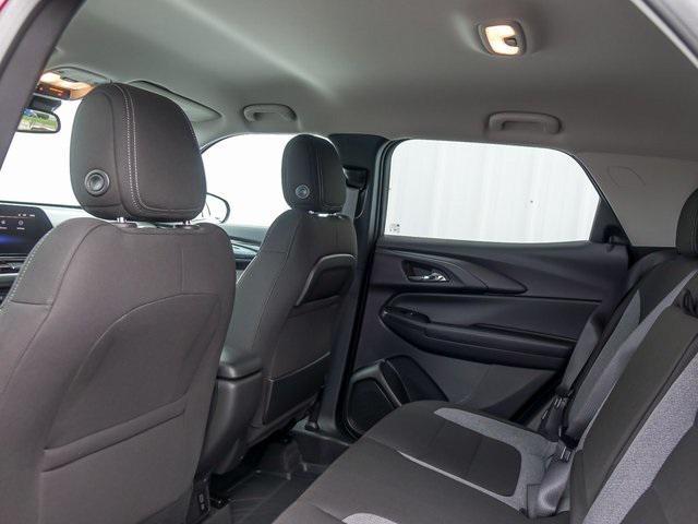 new 2025 Chevrolet TrailBlazer car, priced at $27,002
