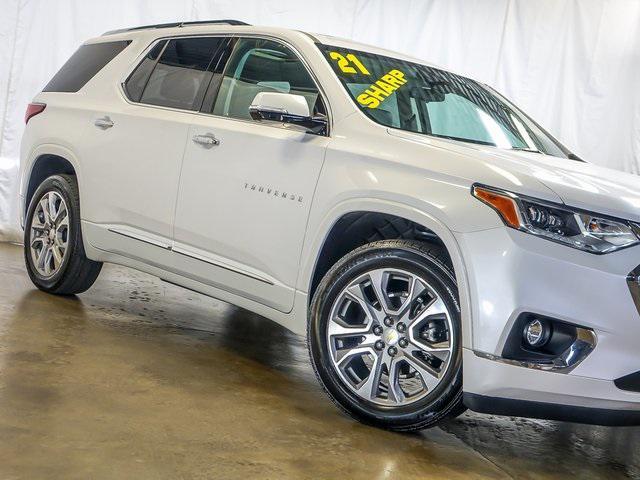 used 2021 Chevrolet Traverse car, priced at $29,272