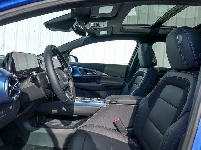 new 2025 Chevrolet Equinox EV car, priced at $38,983