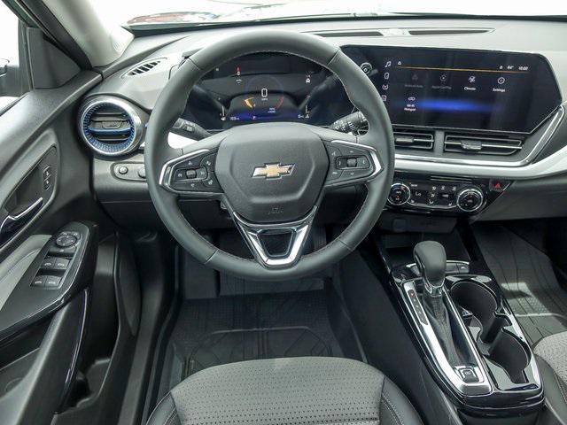 new 2025 Chevrolet Trax car, priced at $24,977