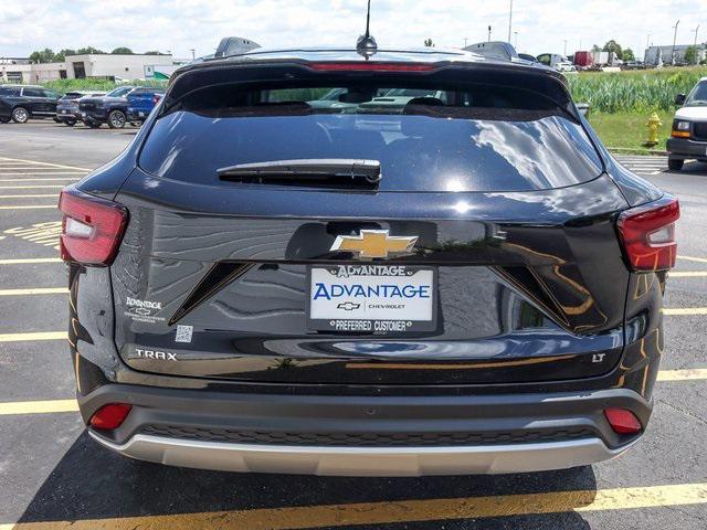 new 2025 Chevrolet Trax car, priced at $24,205
