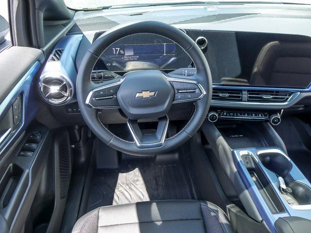 new 2025 Chevrolet Equinox EV car, priced at $40,622