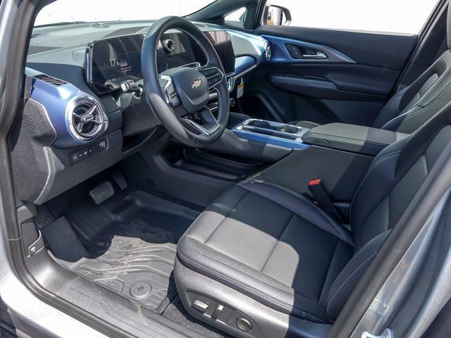 new 2025 Chevrolet Equinox EV car, priced at $40,622
