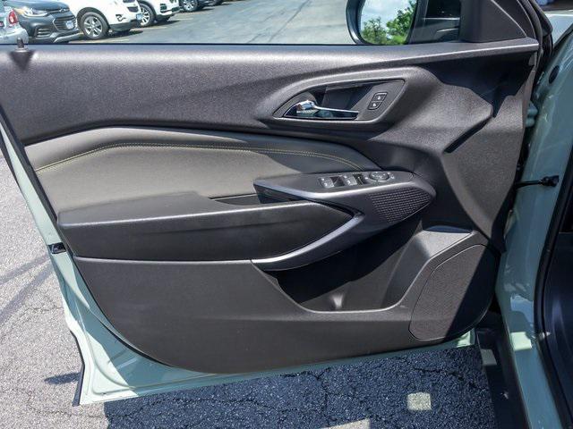 new 2025 Chevrolet Trax car, priced at $24,785