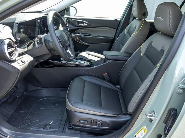 new 2025 Chevrolet Trax car, priced at $24,785